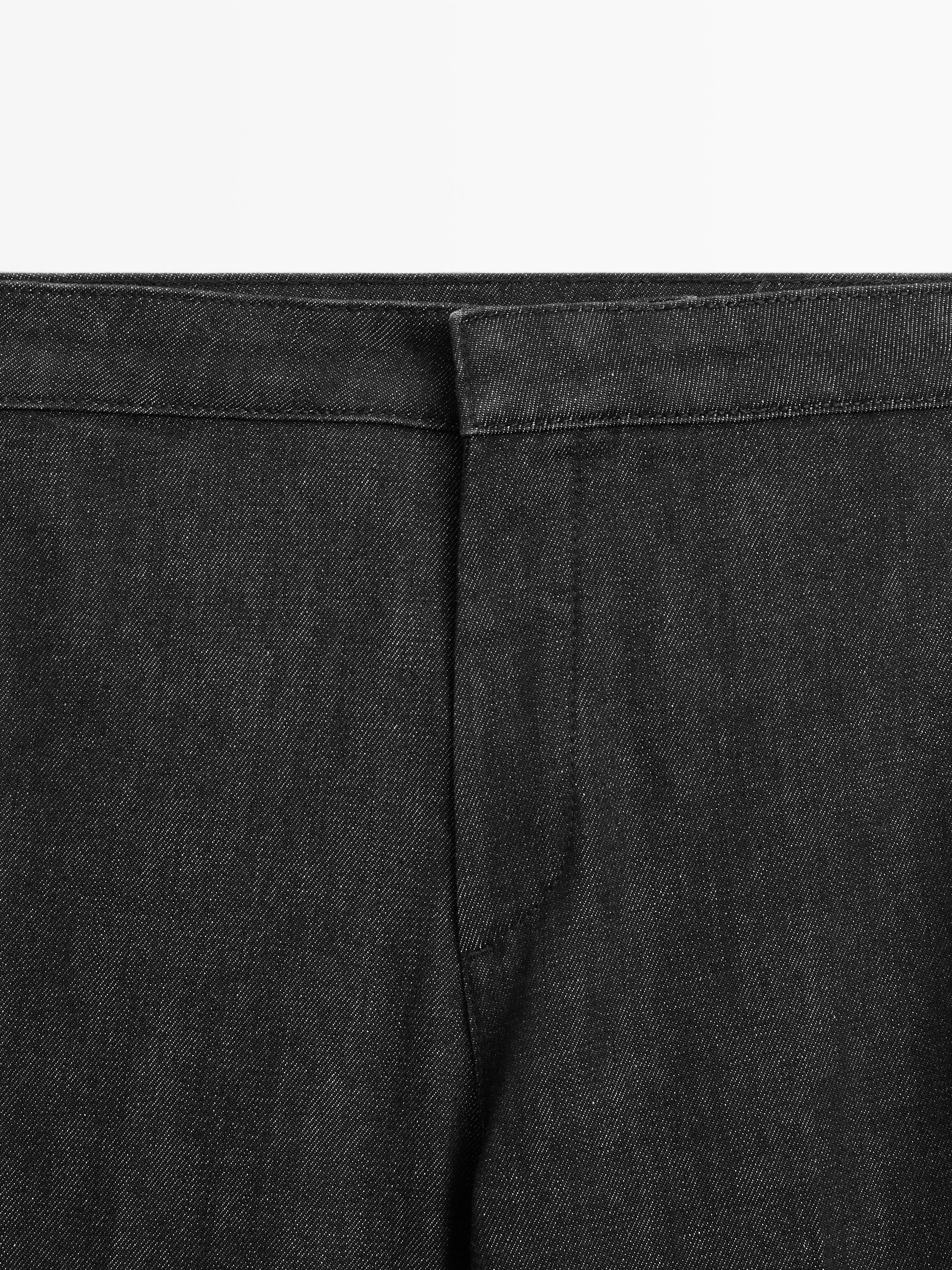 Flared high-waist jeans